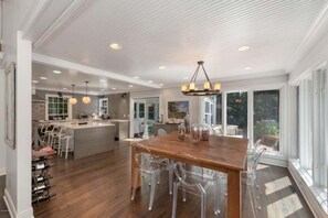 Dining - Private Cherry Beach Pool House with large heated pool & hot tub! (Three Oaks)