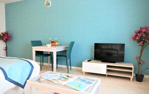 트윈룸 (with Extra Bed) | 객실 내 금고, 책상, 암막 커튼, 무료 WiFi