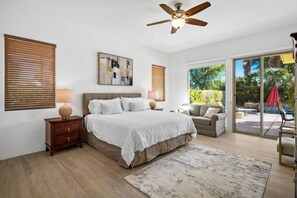 3 Schlafzimmer, Schreibtisch, Bügeleisen/Bügelbrett, Reisekinderbett
