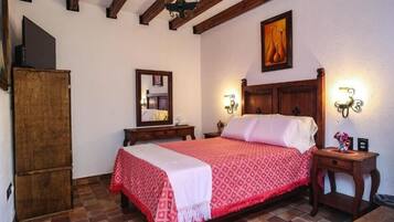 Ferros/tábuas de passar roupa, Wi-Fi de cortesia, roupa de cama