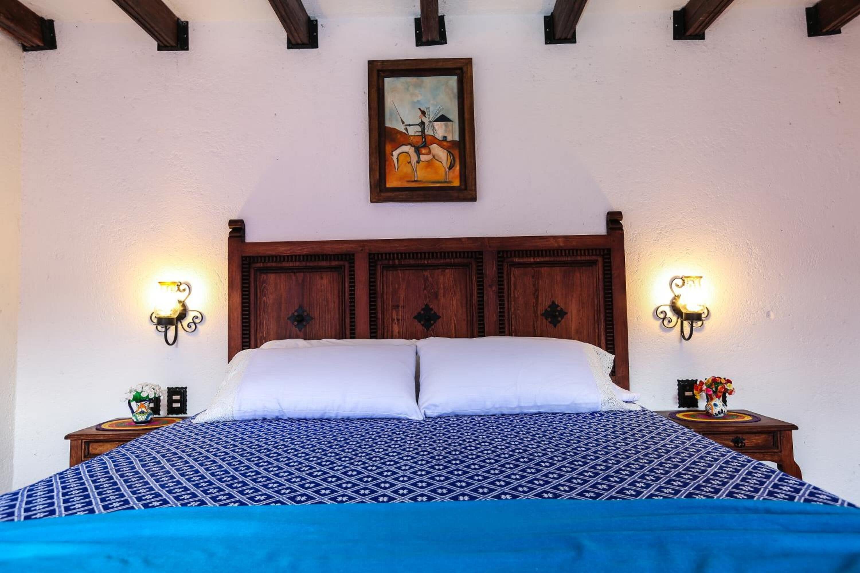 deluxe room, 1 king bed | iron/ironing board, free wifi, bed sheets