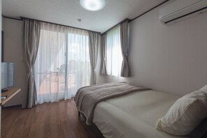 Private Vacation Home | 5 bedrooms, desk, free WiFi, bed sheets - Comfort House in Miyakojima (Miyakojima)