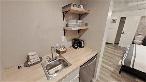 Fridge, microwave, oven, dishwasher