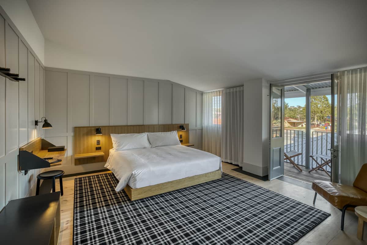 grange | egyptian cotton sheets, premium bedding, down duvets, pillow-top beds