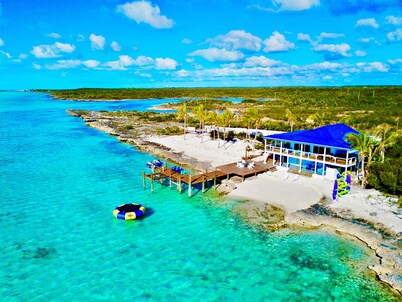 FIVE STAR BEACH FRONT HOME- LOCATION LOCATION LOCATION