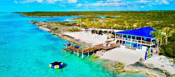 FIVE STAR BEACH FRONT HOME- LOCATION LOCATION LOCATION