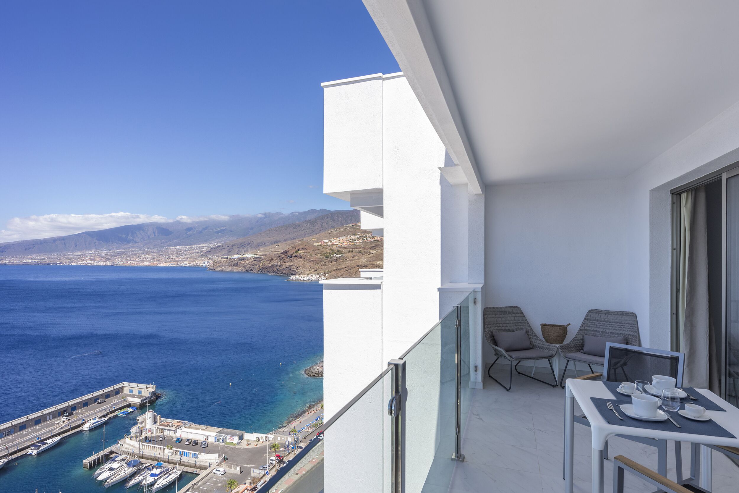 Standard Apartment, 3 Bedrooms, Balcony, Sea View | Balcony