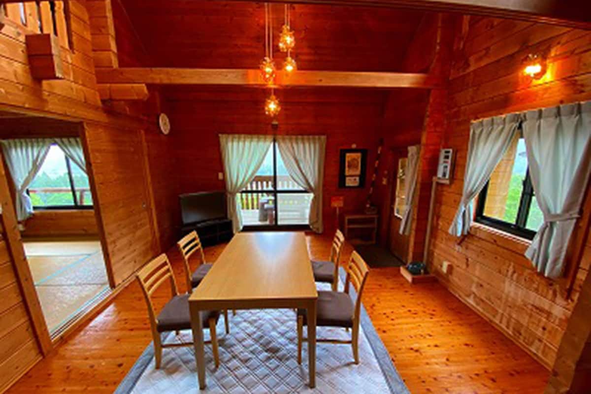 Cottage | Living room | TV