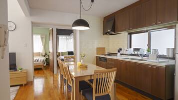 Private Vacation Home | In-room dining