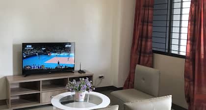 Our 4 self-contained apartments are ideal for corporate, students and traveler