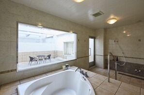 Bathroom - Hotel Christmas (Inazawa)