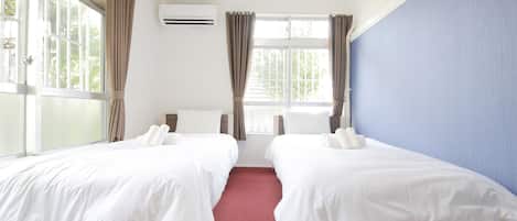 4 bedrooms, free WiFi, bed sheets