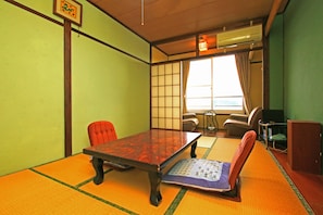 Japanese Style Room for 3 Guests | In-room safe