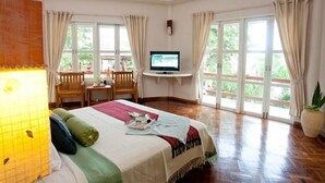 Romantic Double or Twin Room | Desk, WiFi (free), individually decorated, individually furnished - Tanaosri Resort (Pranburi)