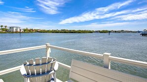 Villa, Multiple Beds (Gorgeous Renovated Moonmist with Cour) | Lake view - Gorgeous Renovated Moonmist With Courtyard (Siesta Key)