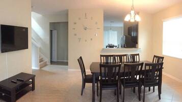 House (5 Bedrooms) | Private kitchen