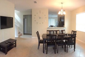House (5 Bedrooms) | Private kitchen