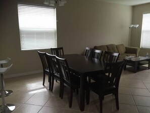 House (5 Bedrooms) | Private kitchen