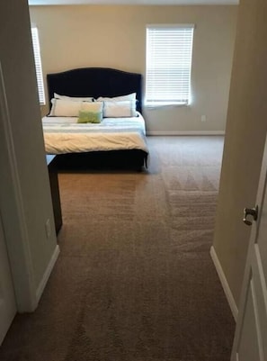 5 habitaciones y ropa de cama 