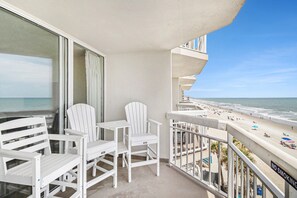 Condo, 1 Bedroom | Property grounds