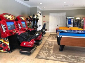 Games room - Tideview 20 · Walk TO Convention! Near Universal & Disney (Orlando)