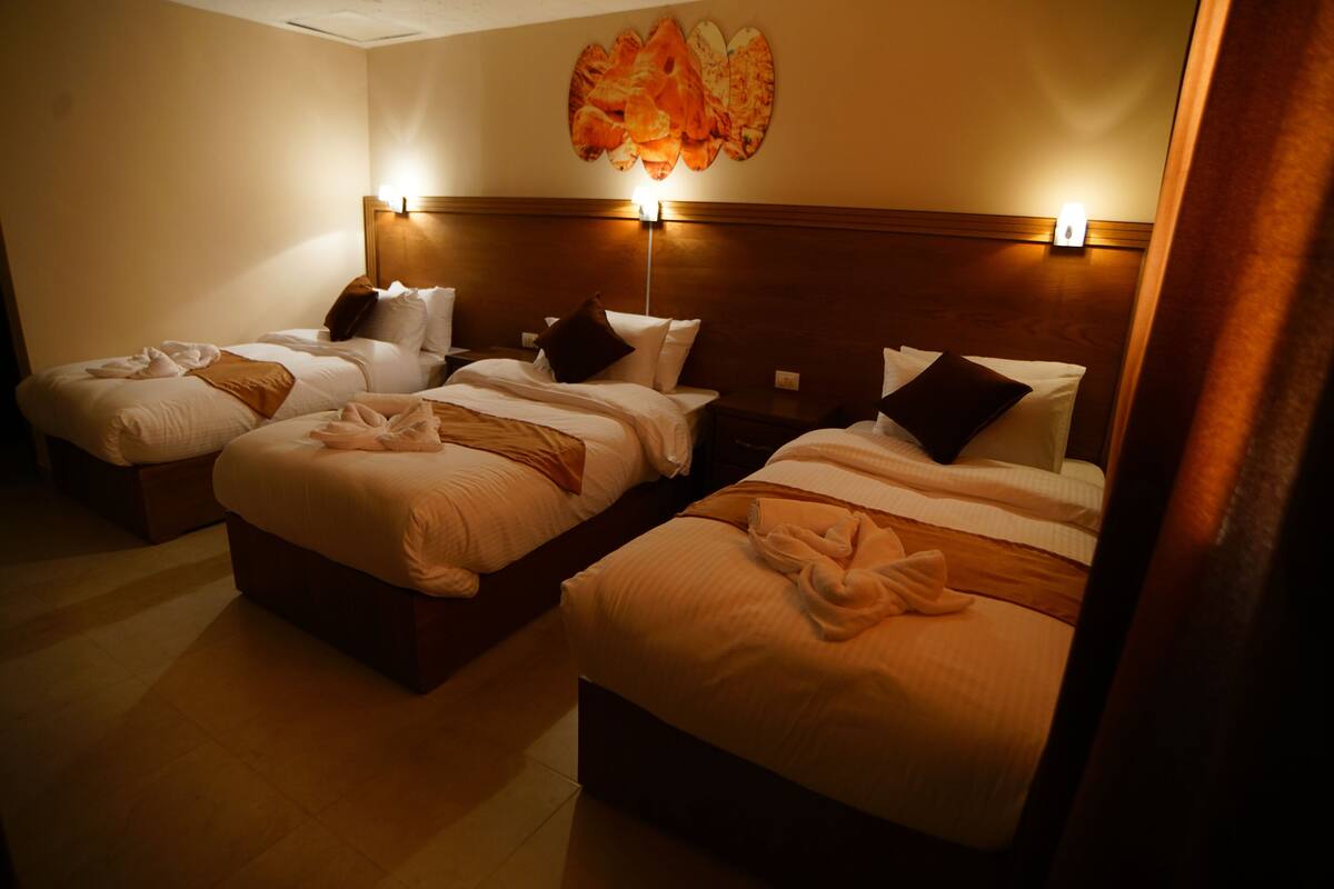 minibar, desk, free wifi, bed sheets