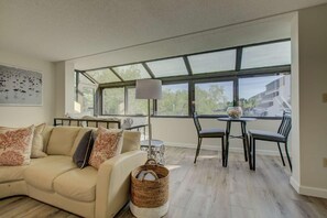 Condo, Multiple Beds (Excelsior Beach to Bay-Bayside) | Living room | Flat-screen TV - Excelsior Beach to Bay-bayside (Siesta Key)