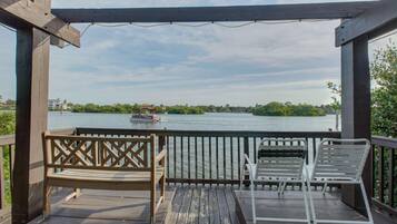 Condo, Multiple Beds (Excelsior Beach to Bay-Bayside) | Balcony