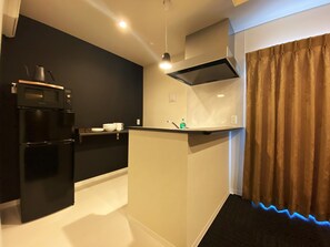 10F, Shin | Private kitchen | Fridge, microwave, electric kettle, cookware/dishes/utensils - Randor Residential Hotel Fukuoka Annex (Fukuoka)