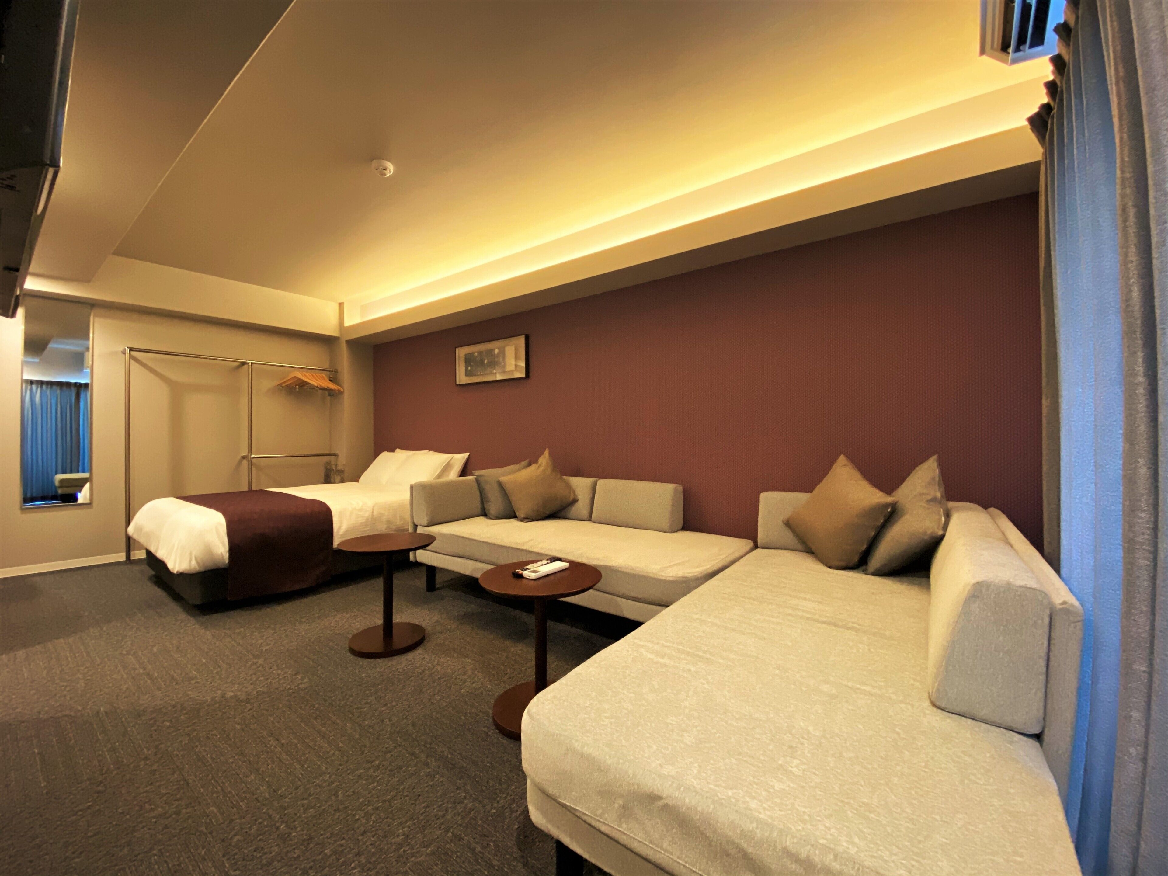 9f, toku | free wifi