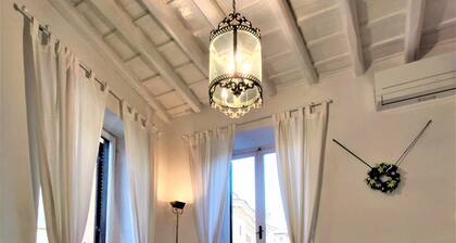 Navona Loft Terrace, splendid apartment with terrace in the historic center