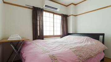 Economy Double Room, Shared Bathroom | Iron/ironing board, free WiFi