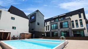 Indoor pool - Ruhe Pool Villa (Gangneung)