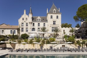 Exterior - Large chateau for rent in Southern France. Great for corporate events! (Capestang)