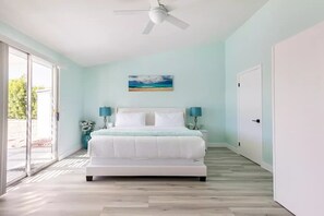 4 bedrooms, desk, iron/ironing board, free WiFi