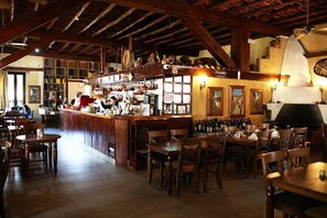 Bar (in der Unterkunft)