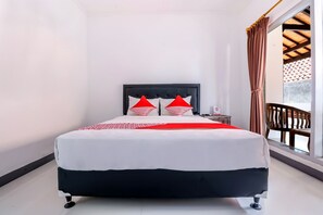 Habitación doble Deluxe | Escritorio, wifi gratis y ropa de cama 