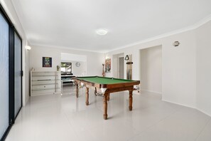 Games room - Coastal Clan & Canine Cottage (WOORIM)