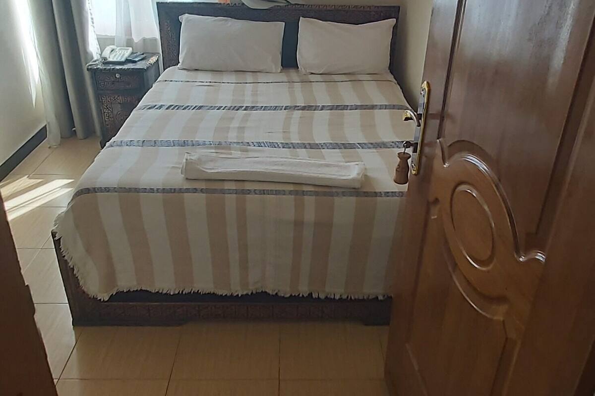Deluxe Single Room