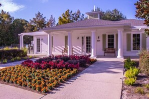 House, 3 Bedrooms | Exterior