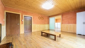 Family Room - Gyeongju Cypress Pension (Gyeongju)