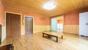 Family Room | Free WiFi - Gyeongju Cypress Pension (Gyeongju)