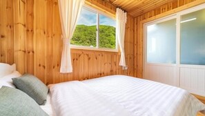 Deluxe Room | Free WiFi - Gyeongju Cypress Pension (Gyeongju)
