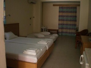 Allergikerbettwaren, Zimmersafe, Verdunkelungsvorhänge, kostenloses WLAN