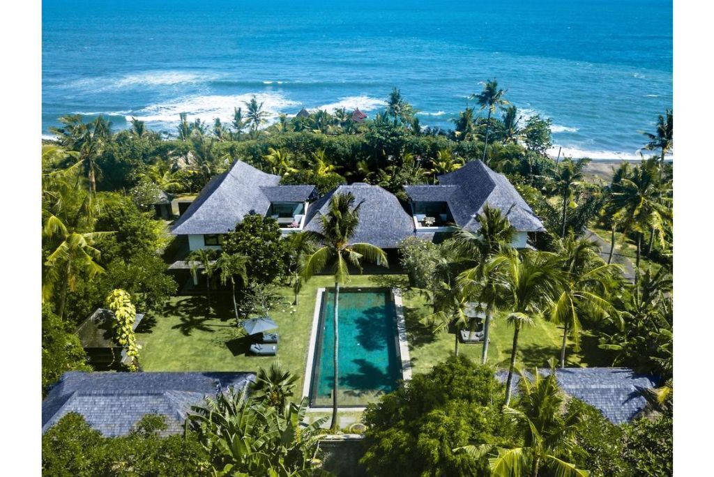 حمّام سباحة خارجي