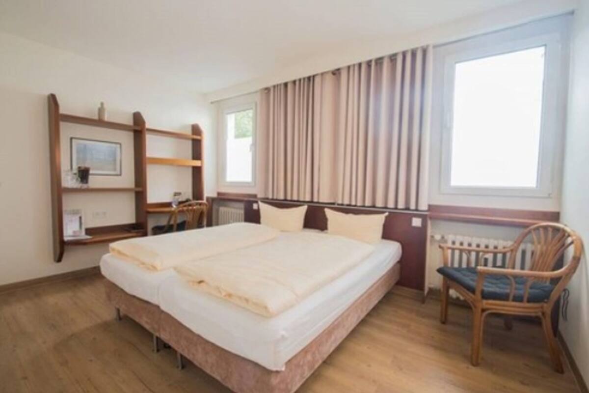 Doppelzimmer | Zimmersafe, kostenloses WLAN, Bettwäsche