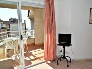 Interior - Apartment Barcino - Calafell (CALAFELL)