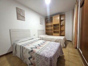 Room - Poblet 5ºA - Calafell (Calafell)