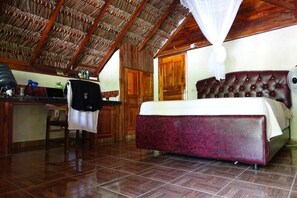 Romantic Cabin