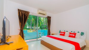 Unclassified image, 2 of 83, button - Koh Lak Resort (Prachuap Khiri Khan)